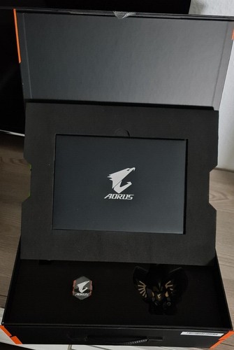 Gigabyte aorus geforce - aorus,