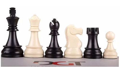 Schachfiguren aus kunststoff - schachfiguren,