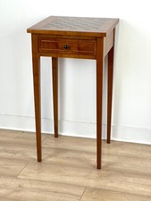 Schachbrett-Tisch aus