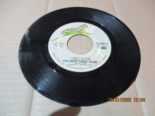 (18) 7" Single Vinyl - Carly Simon -The Right Thing To Do/We have no Secrets-