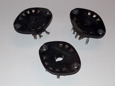 3 Fassungen/Röhrensockel aus Siemens (& Halske) Kammermusik-Schatulle 85W