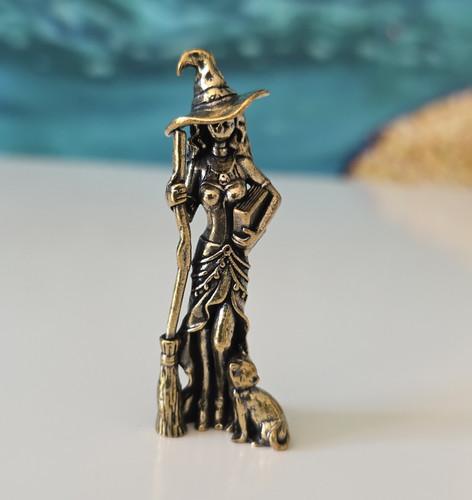 Hexe kleine dekofigur - dekofigur, skulptur