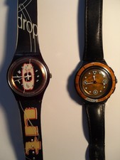 2 Swatch Armbanduhren laufen neue Batterie getragen guter Zustand