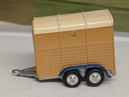Corgi toys 102 rice - rice, pony