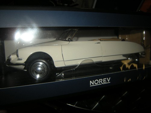 Norev citroen ds 19 - 1:18,