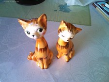 Zwei schöne Deko- Katzen