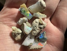 Welo Opale roh Lot 54,0 ct mit Feuer