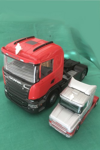 Lkw michelin männchen - lkw-michelin-männchen, in