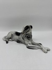 Alte Figur aus Porzellan