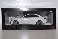 MERCEDES-BENZ C-KLASSE W206 LIMOUSINE OPALITH WHITE 1:18 NZG 1022/41 VERY RARE 2