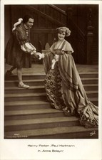 Ak Schauspieler Henny Porten und Paul Hartmann, in Anna Boleyn - 11193543