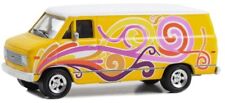 CHEVROLET G20 - Custom Van Vannin - 1976 - yellow - Greenlight 1:64
