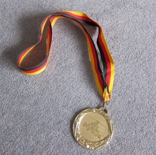 Medaille mit Band Gokart  gold Deutschland  sehr gut erhalten