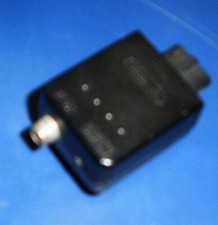 NINTENDO RF Modulator NUS-003 für N64 und Gamecube zum TV/UHF auf Ch./Kanal 3/4