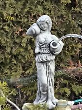 Wasserspeier Frau Amphorenträgerin  H. 48 cm  Steinguss