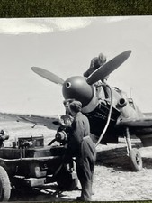 Jagdflugzeug Me Bf 109 Jagdgeschwader Feldflugplatz Technischer Dienst