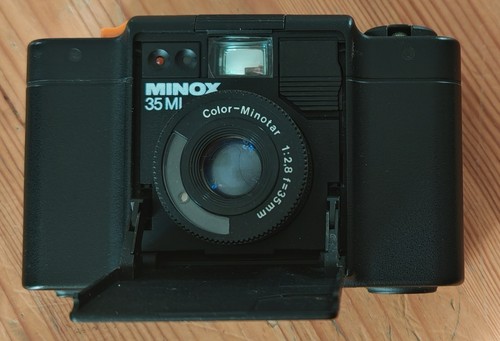Minox analog minikamera - 35,