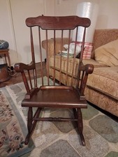 Großer Schaukelstuhl Holz