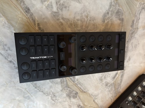 Native instruments traktor - instruments,
