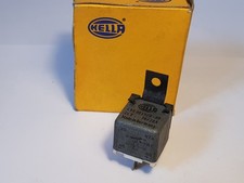 Hella 4RD003520-091 Relais 24V 10/20A 5-Polig Relay Relé Arbeitsstrom Wechsler
