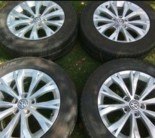 4 x  VW Original Aluminiumfelgen 17 Zoll mit M+S Bereifung  ca 4-5mm Profiltiefe