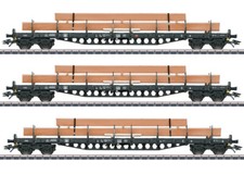 Märklin H0 47153 Rungenwagen-Set mit Holzbeladung MHI