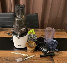 KUVINGS REVO830 Whole Slow