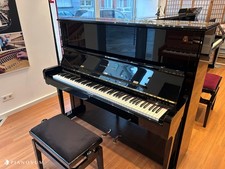 STEINWAY & SONS Klavier K-132 Silent Bj. 2005