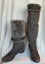 Miu Miu Lammfell-Stiefel braun