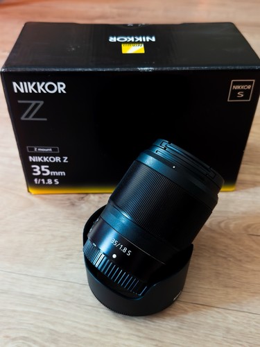 Nikon nikkor 1 8 s - mm, 1:1,8