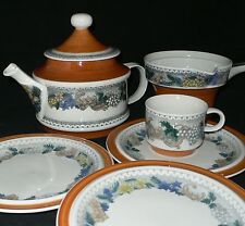 Goebel OPM Oeslauer Manufaktur Serie Country Burgund diverse Teile zur Wahl 