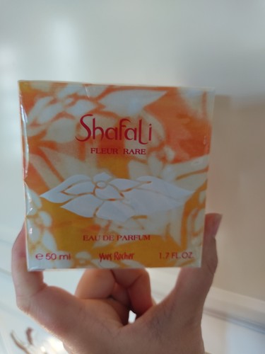 Shafali fleur rare yves rocher - rare,