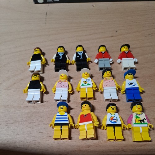 Lego paradisa minifiguren - 14,