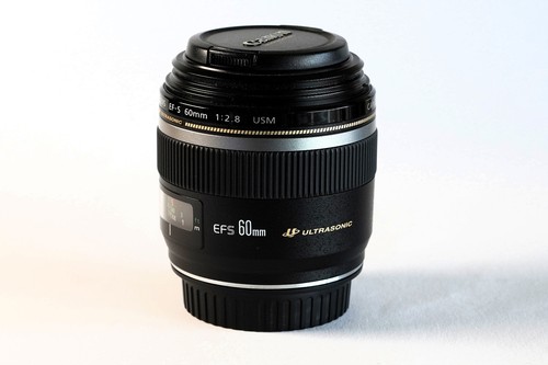 Canon f 2 - 60, f/2.8