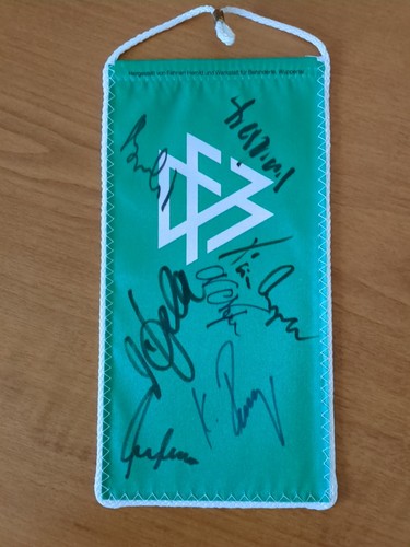 Wimpel orginales autogramm - wimpel.,
