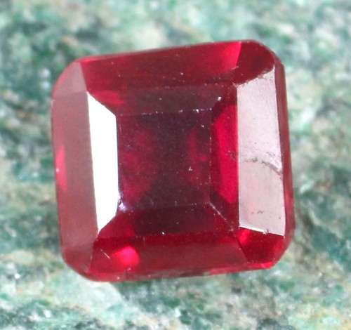 Mosambik rot rubin - rot,