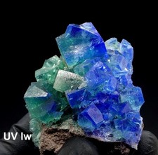9761 fluorit 6x5x5 cm - uv,