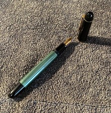 Pelikan M 140 Kolbenfüller - grün- Stresemann -schwarz - Goldfeder 14c / 585 M