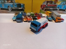 0168	Faller AMS Mercedes Benz Tank-LKW Führerhaus in blau, Fahrgestell in rot.