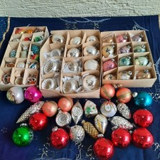 Konvolut alter bunter Weihnachtsbaumschmuck, Christbaumkugeln,  Vintage,
