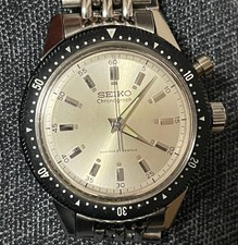 Vintage 1964 Seiko Crown