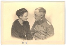 Fotografie Offizier in Uniform