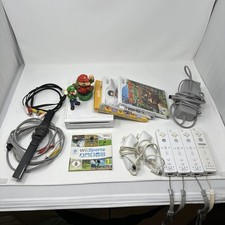 Nintendo Wii Konsole mit 4
