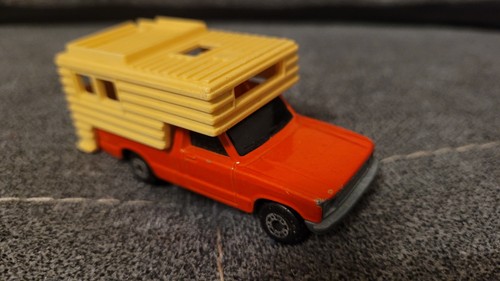 Matchbox camper pickup - no,