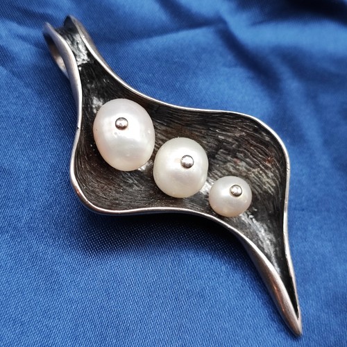 Vintage modernist anhänger - vintage,