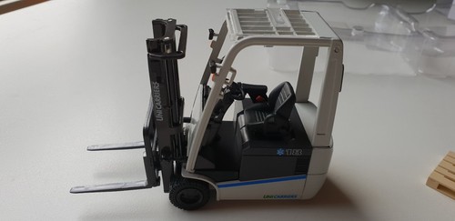 Unicarriers - ,