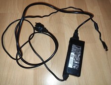 Original DELL Netzteil Ladegerät mit Kabel 19.5V, 4.62A für Latitude E6500 etc.