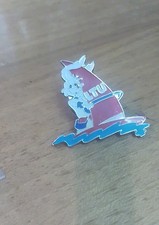 Pins Buttons LTU Reisegesellschaft Super Rare Vintage