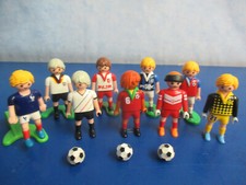 9 x Fußball Spieler Figuren