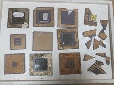 KERAMIK/BLACKFIBRE  CPUs*KONVOLUT*SCHROTT*GOLDPINS*PROZESSOREN*GOLDSUCHER*